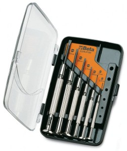 Wkrętaki płaskie precyzyjne w zestawie